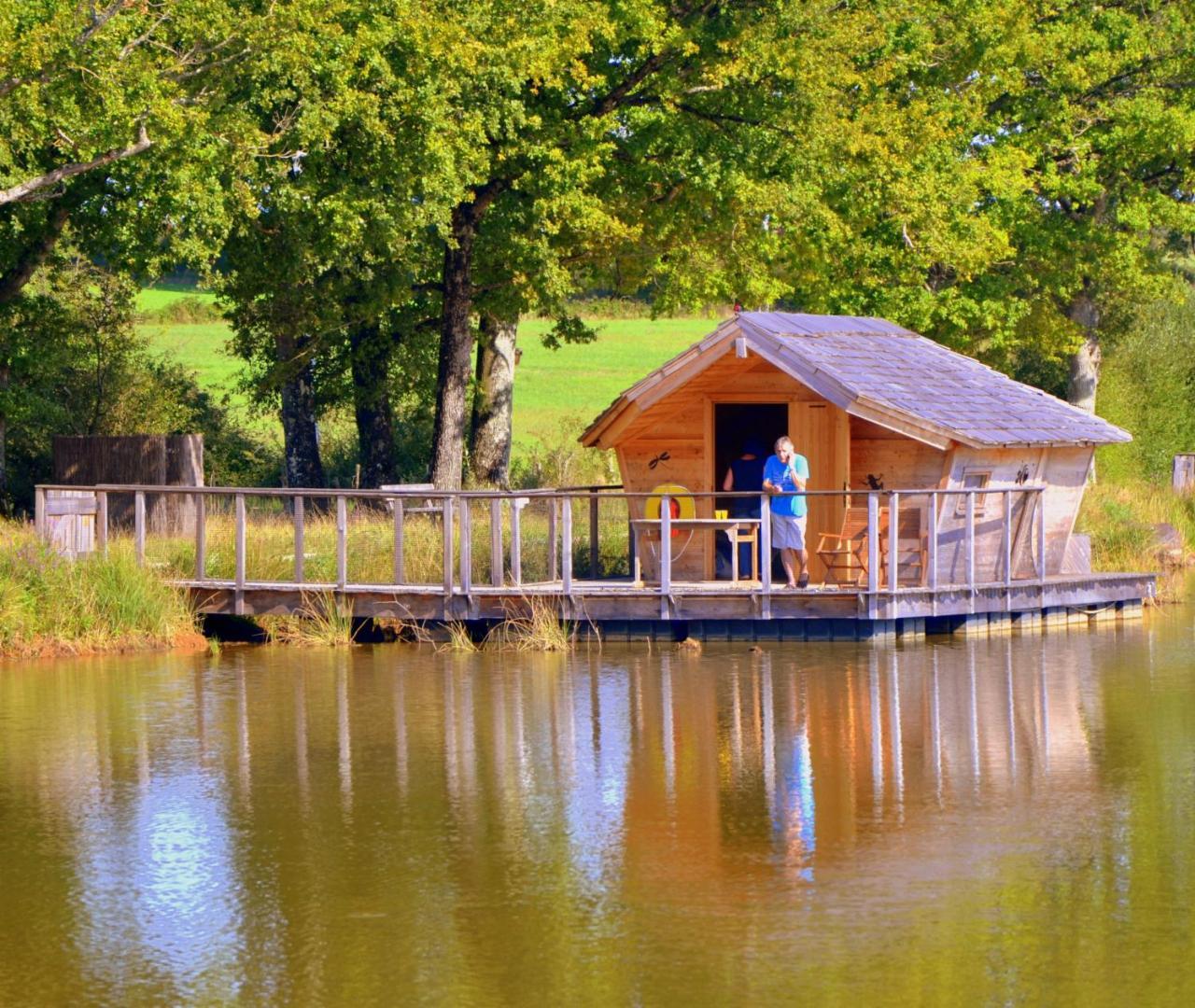 Village Flottant De Pressac Екстериор снимка